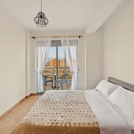 Apartment Vintage Panorama *